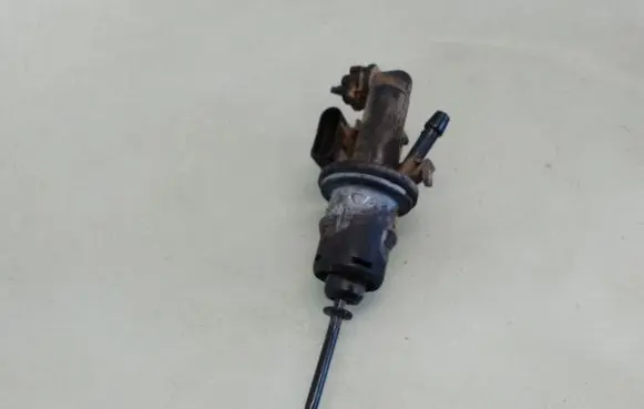 Volkswagen Caddy Clutch slave cylinder 