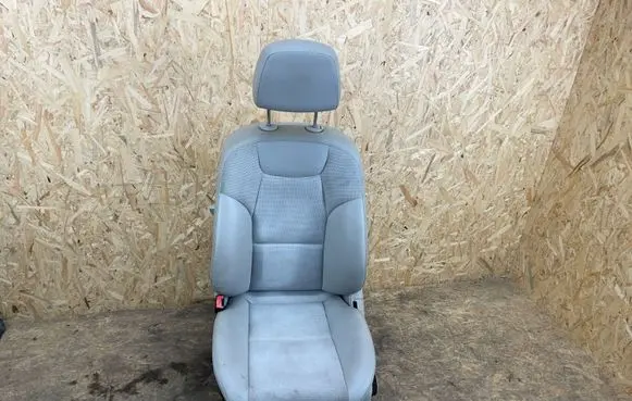 Mercedes-Benz C W204 Front driver seat