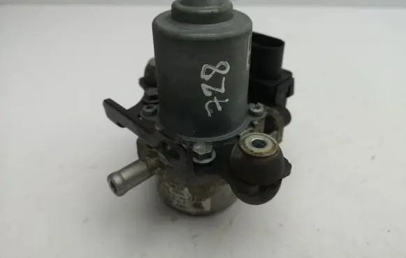 Audi A1 Vacuum pump 1K0612181F