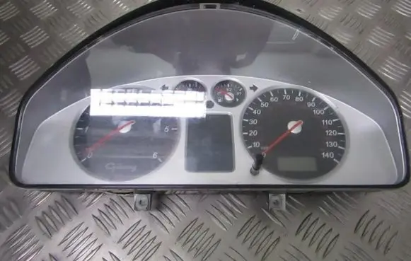 Ford Galaxy Speedometer (instrument cluster) 7M5920920S YM2110849ATE