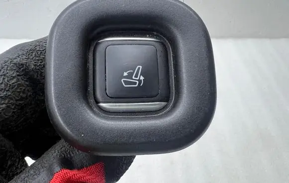Mercedes-Benz GLS X166 Seat control switch A1669050151