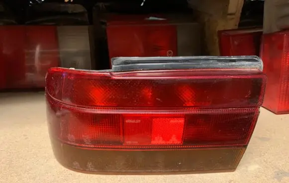 Mitsubishi Lancer Rear/tail lights 0438560
