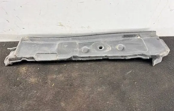 Audi TT TTS Mk2 Fender foam support/seal 8J0821111A