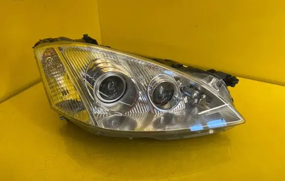Mercedes-Benz S W221 Headlight/headlamp A2218204061