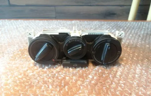 Volkswagen Golf IV Climate control unit 1J0819045F