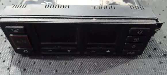Audi A3 S3 8L Climate control unit 8L0820043B