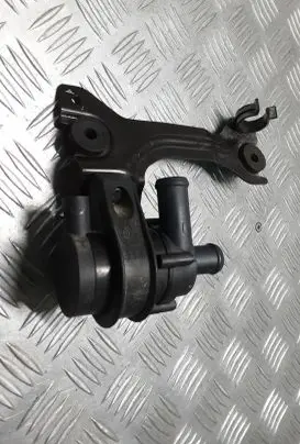 Volvo V40 Electric auxiliary coolant/water pump 30950000