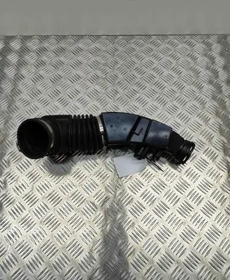 BMW 5 G30 G31 Air intake duct part 8663614