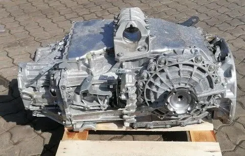 Ferrari Purosangue Automatic gearbox