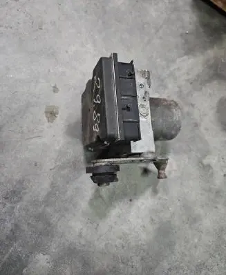 Mercedes-Benz Sprinter W906 ABS Pump A0014462989 0265230049