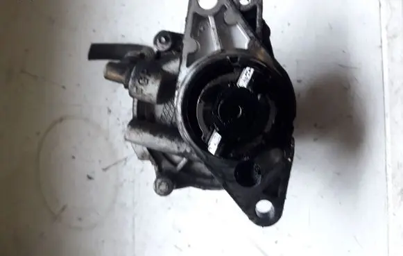 Vacuum pump