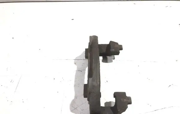 BMW 3 E90 E91 Front Brake Caliper Pad/Carrier 
