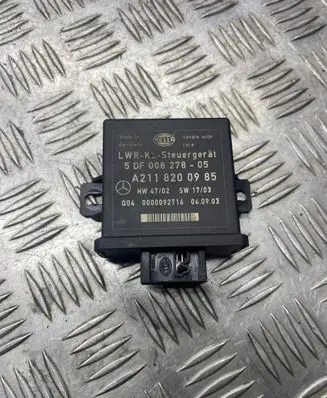 Mercedes-Benz E W211 Light module LCM A2118200985 5DF00827805