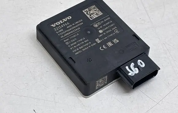 Volvo S60 Distronic sensor radar 32134966 8436B77V12 20221J6615