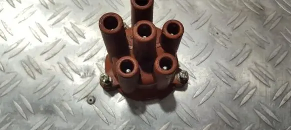 Volvo 850 Spark distributor cap 