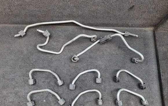 Audi A6 S6 C7 4G Fuel line pipe 059130241CQ 059130241CR 059130241CS