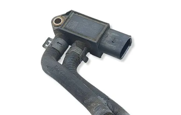 Land Rover Evoque II Exhaust gas pressure sensor GX735L200AA 95243860