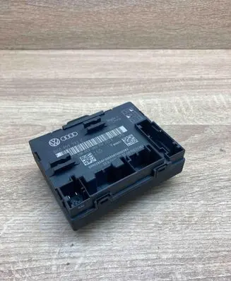 Audi A4 S4 B8 8K Door control unit/module 8K0959792C
