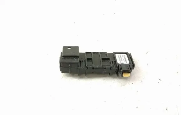 Mercedes-Benz C W204 Interior temperature sensor 1729058200 2048210851