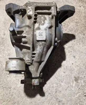 Mercedes-Benz GLC C253 Rear differential 2133502408 1917181007