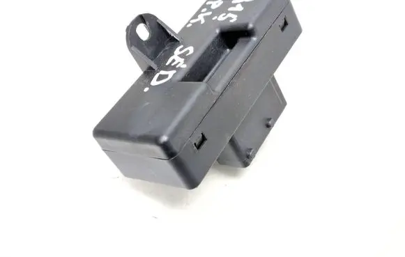 Opel Astra L Seat control module 9810486880