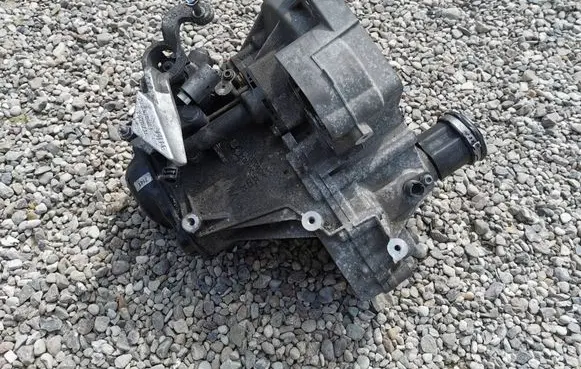 Volkswagen Up Manual 5 speed gearbox FM5DF004