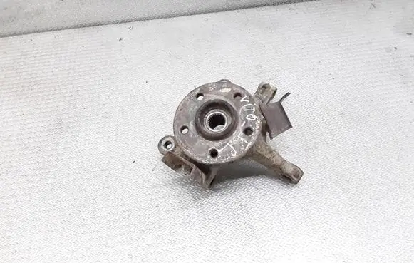 Mercedes-Benz Vito Viano W638 Front wheel hub spindle knuckle