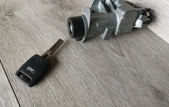Audi A3 S3 8L Ignition lock contact 1J0419959