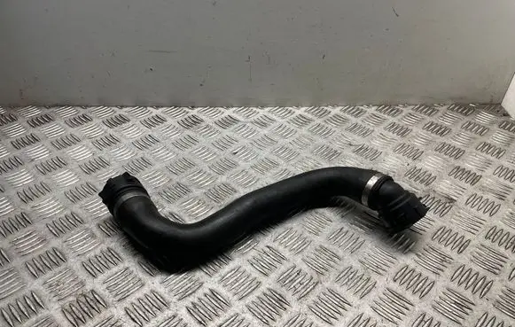 BMW 5 E60 E61 Engine coolant pipe/hose 7799748