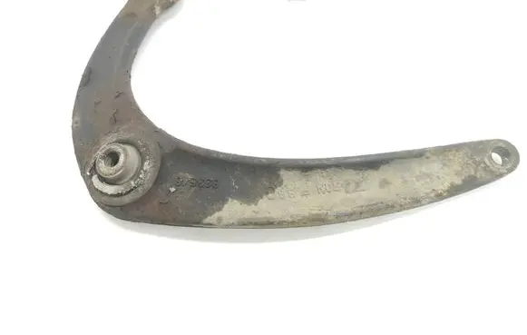 Peugeot 308 Front lower control arm/wishbone