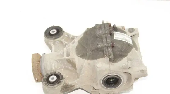 Jaguar XE Rear differential GX734A213FD