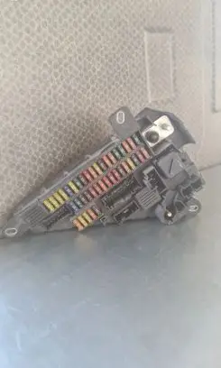 BMW 5 E60 E61 Fuse box set 690661901 6906619 9138830