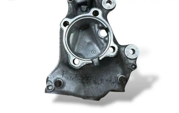 BMW 4 F36 Gran coupe Front wheel hub spindle knuckle 6799097 31216799097