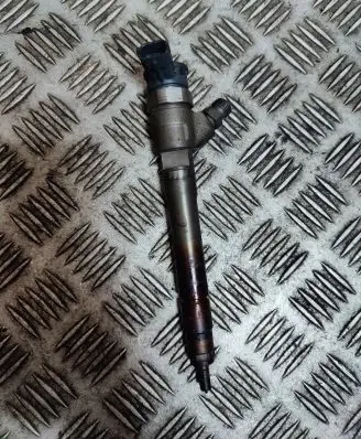 Renault Trafic III (X82) Fuel injector H8201055367