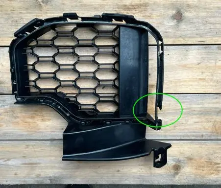 BMW X7 G07 Front bumper lower grill 5111105034 105034
