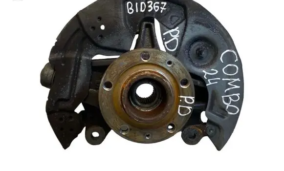 Opel Combo E Front wheel hub 