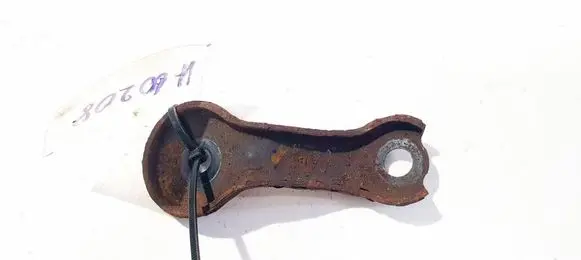 Honda Civic Engine mounting bracket