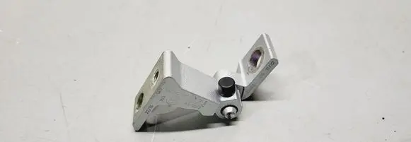 Skoda Kamiq Rear door upper hinge A046573 8X4833408A