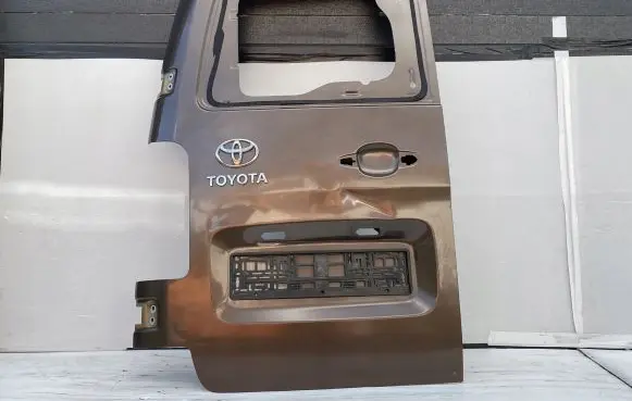 Toyota Proace Back/rear loading door 084728D04
