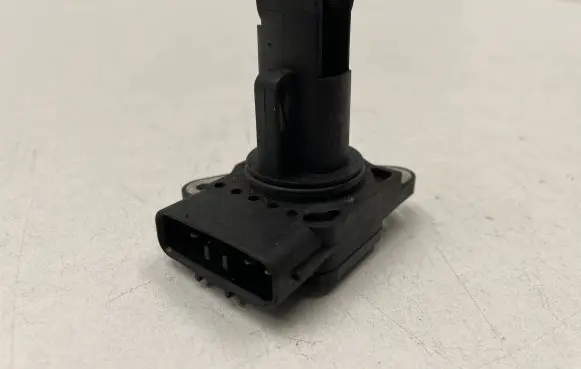 Toyota Corolla Verso AR10 Mass air flow meter 222040N010 060110 MB1974003070