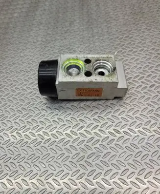KIA Niro Air conditioning (A/C) expansion valve DX1T1CWFAA02