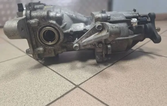 Hyundai Santa Fe Rear differential