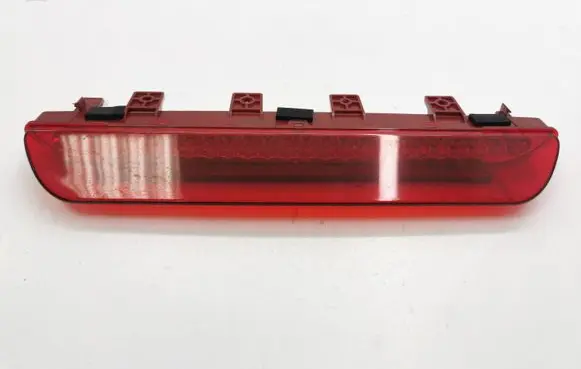 KIA Sportage Third/center stoplight 927003W E96251