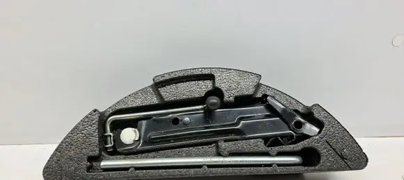 Mini One - Cooper Clubman R55 Lift Jack 6781465