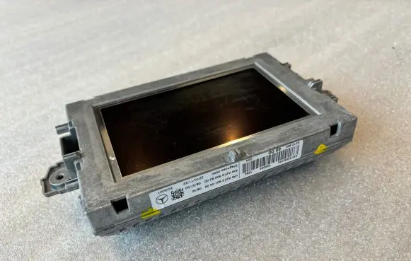 Mercedes-Benz E W212 Screen/display/small screen A2C53420733 A2129028300 A2129010400