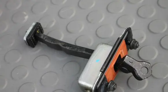 KIA Sportage Rear door check strap stopper