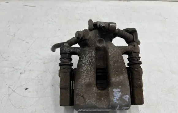 Opel Meriva A Rear brake caliper