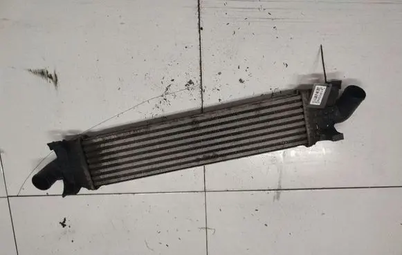 Ford Focus C-MAX Intercooler radiator 