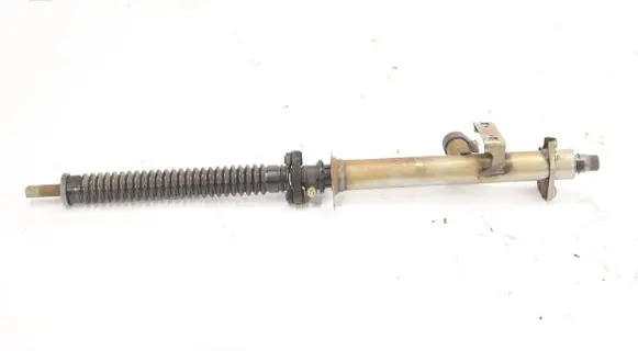 Mercedes-Benz E W124 Steering wheel axle 5782876