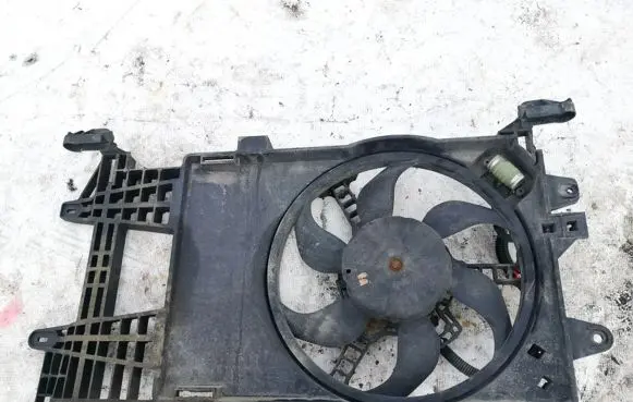 Fiat Punto (188) Radiator cooling fan shroud